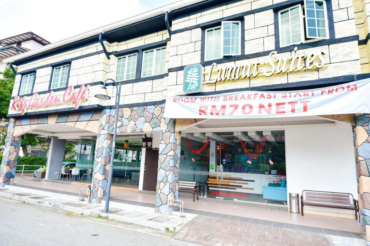 Lumut Suites Exterior photo